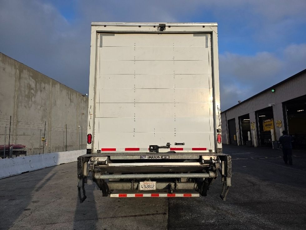 Medium Duty Box Truck-Light and Medium Duty Trucks-Freightliner-2018-M2-Torrance-CA-149,418\n\t\tmiles-$ 52,000 - Image 7