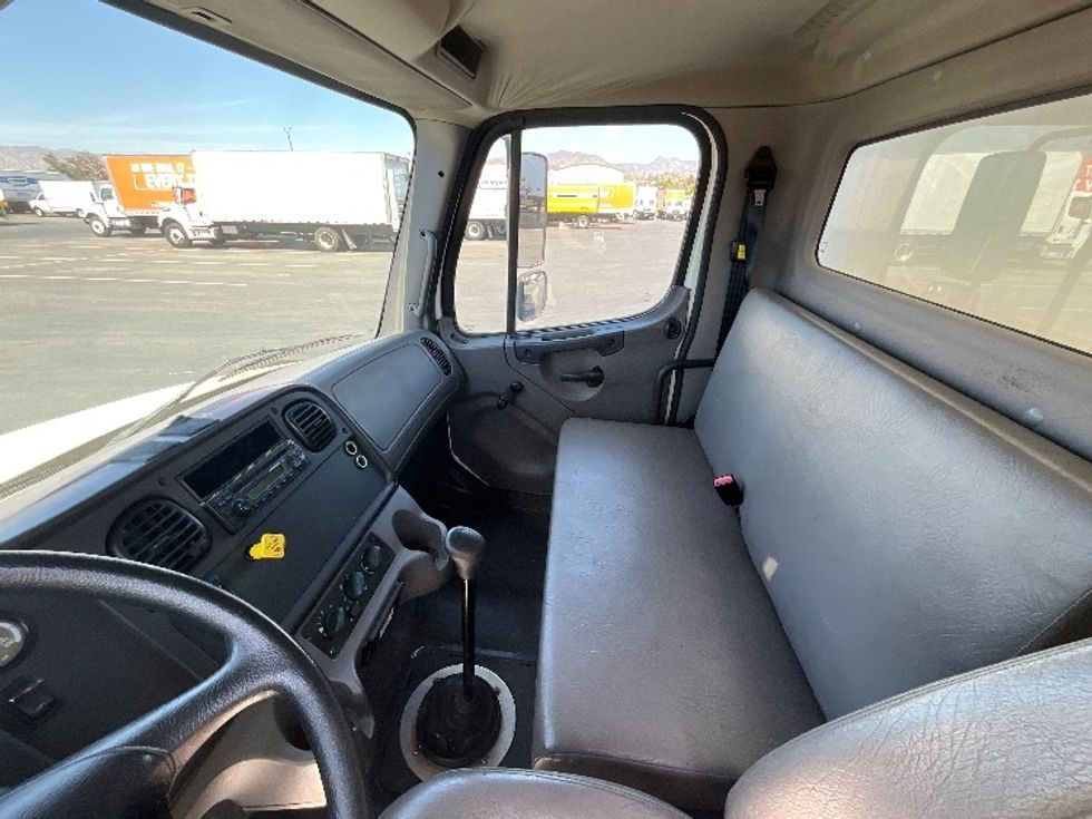 Medium Duty Box Truck-Light and Medium Duty Trucks-Freightliner-2018-M2-Torrance-CA-150,715\n\t\tmiles-$ 40,750 - Image 19