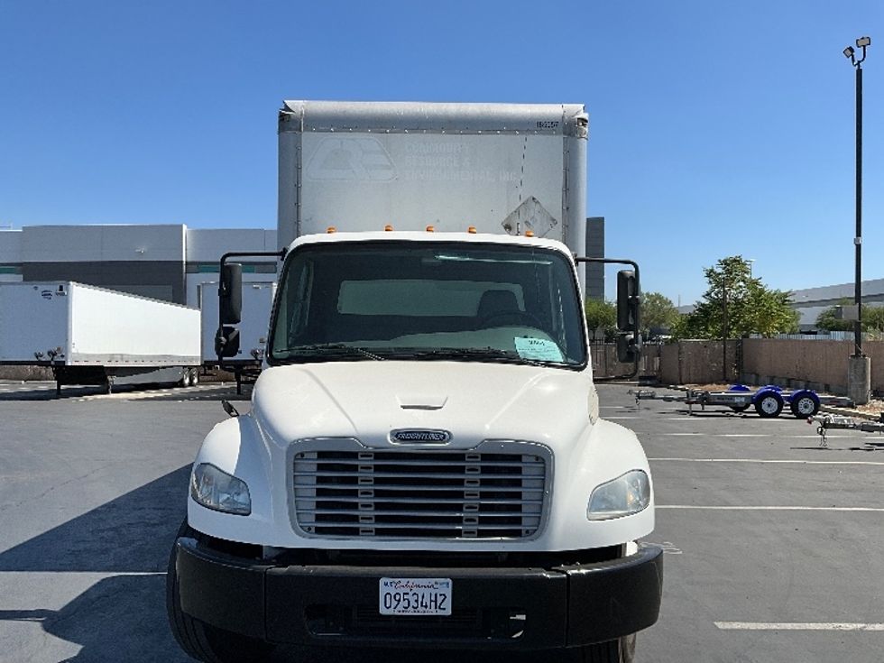 Medium Duty Box Truck-Light and Medium Duty Trucks-Freightliner-2018-M2-Torrance-CA-150,715\n\t\tmiles-$ 40,750 - Image 2