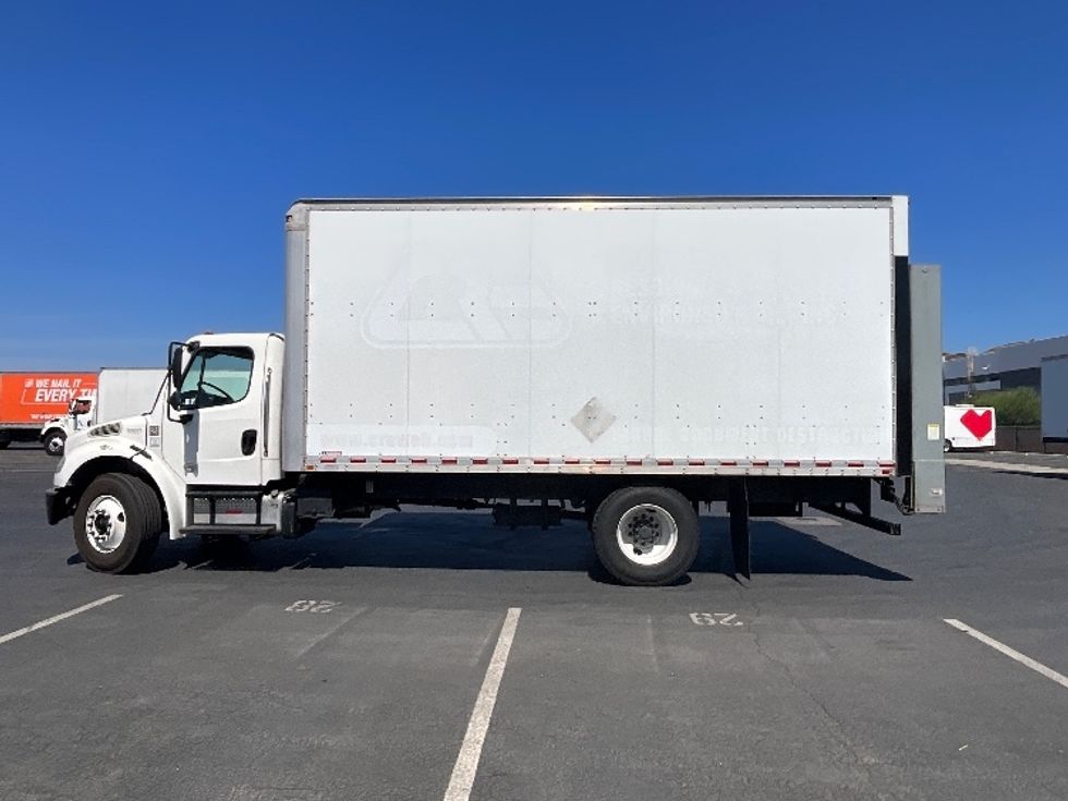Medium Duty Box Truck-Light and Medium Duty Trucks-Freightliner-2018-M2-Torrance-CA-150,715\n\t\tmiles-$ 40,750 - Image 4