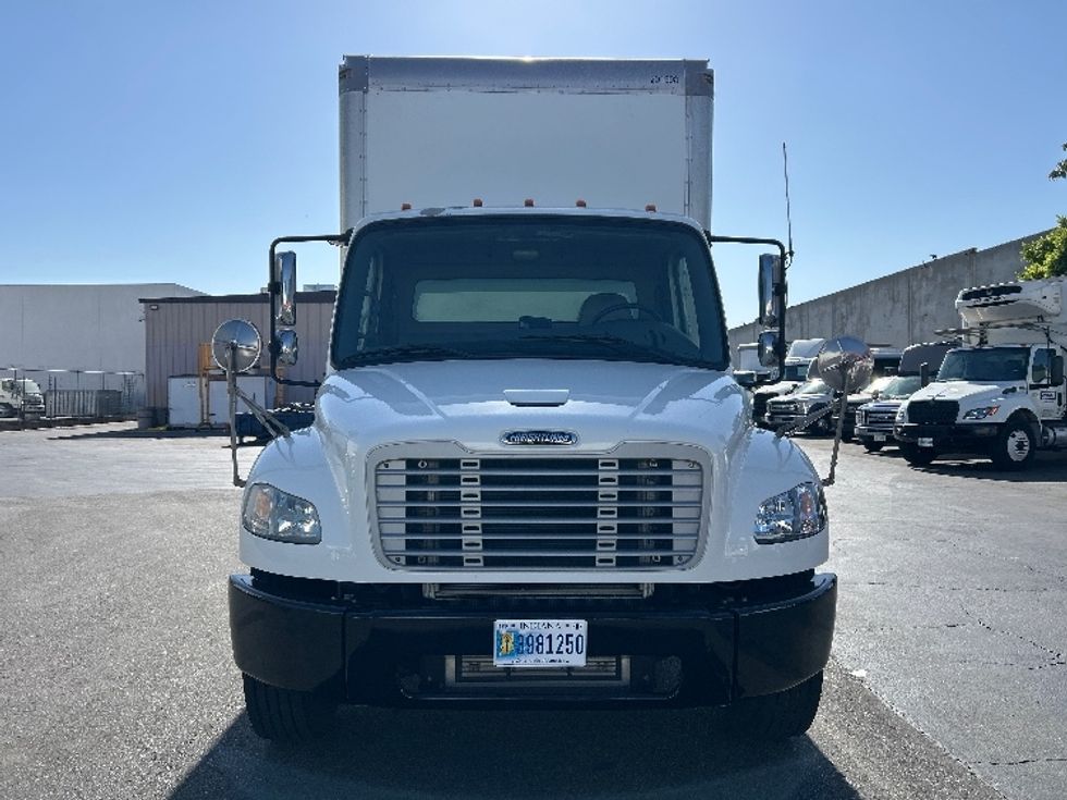 Medium Duty Box Truck-Light and Medium Duty Trucks-Freightliner-2018-M2-Torrance-CA-155,858\n\t\tmiles-$ 52,500 - Image 2
