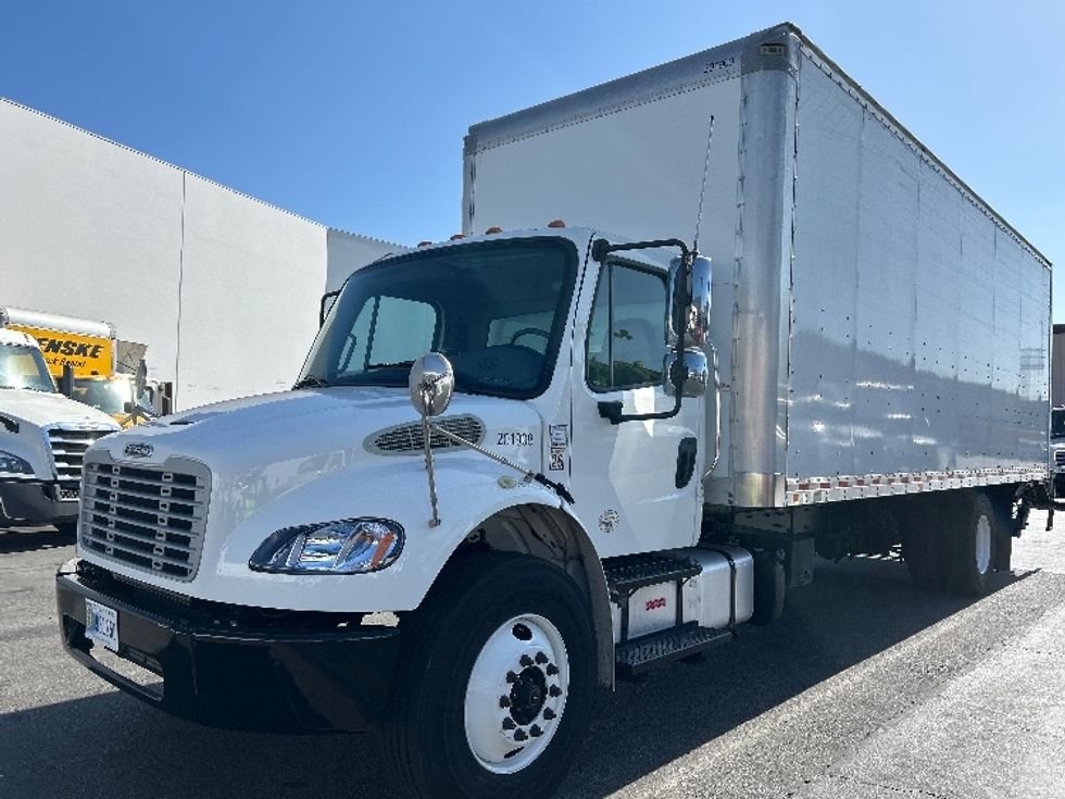 Medium Duty Box Truck-Light and Medium Duty Trucks-Freightliner-2018-M2-Torrance-CA-155,858\n\t\tmiles-$ 52,500 - Image 3