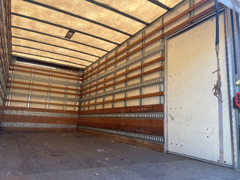 Medium Duty Box Truck-Light and Medium Duty Trucks-Freightliner-2018-M2-Torrance-CA-177,661\n\t\tmiles-$ 30,500 - Image 12