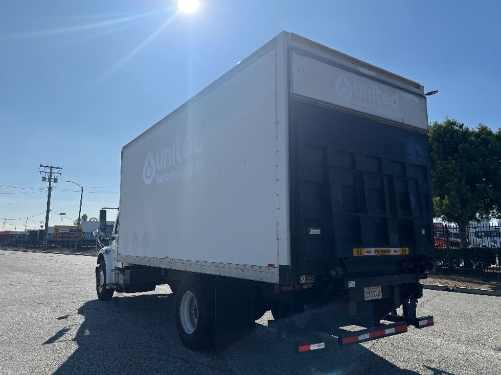 Medium Duty Box Truck-Light and Medium Duty Trucks-Freightliner-2018-M2-Torrance-CA-177,661\n\t\tmiles-$ 30,500 - Image 6