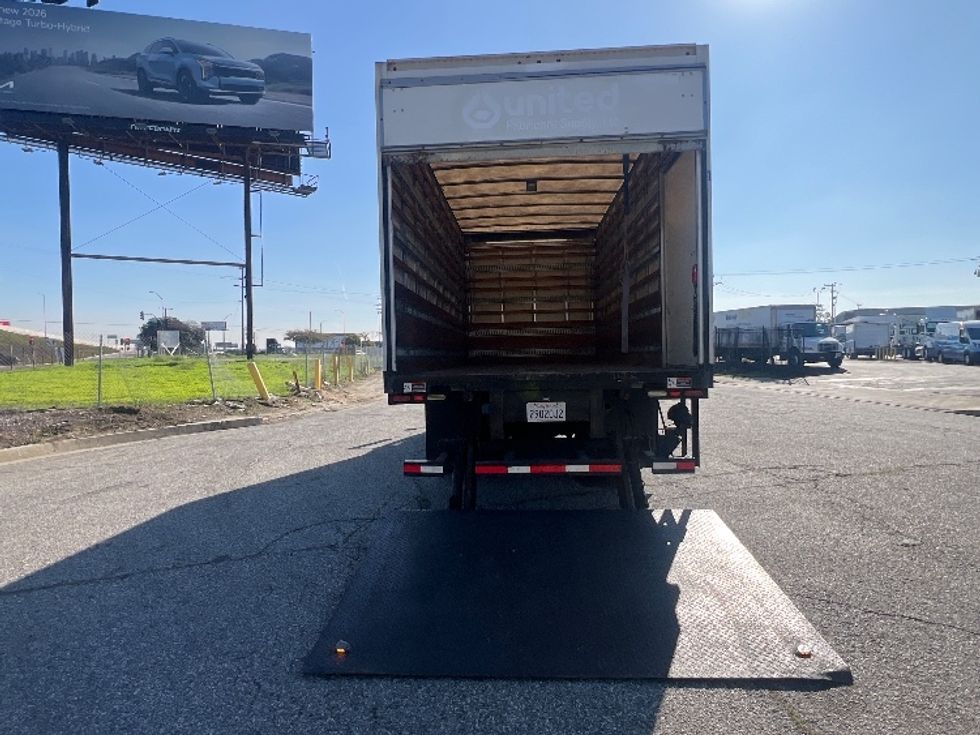Medium Duty Box Truck-Light and Medium Duty Trucks-Freightliner-2018-M2-Torrance-CA-177,661\n\t\tmiles-$ 30,500 - Image 9