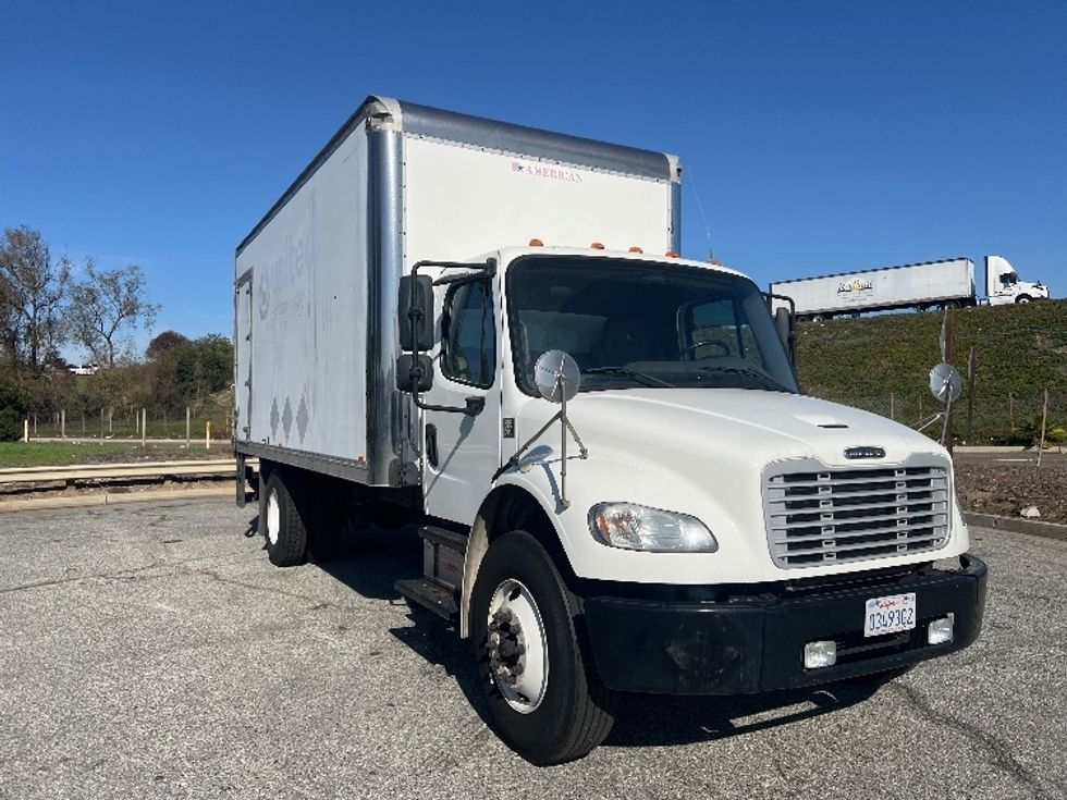 Medium Duty Box Truck-Light and Medium Duty Trucks-Freightliner-2018-M2-Torrance-CA-179,626\n\t\tmiles-$ 30,250 - Image 1