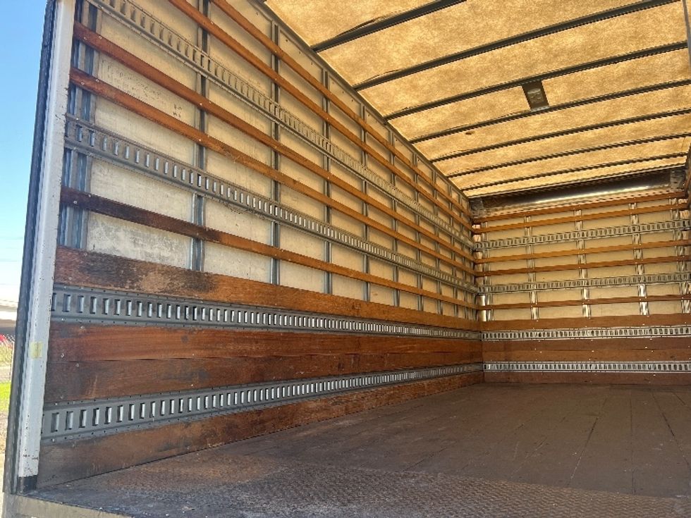 Medium Duty Box Truck-Light and Medium Duty Trucks-Freightliner-2018-M2-Torrance-CA-179,626\n\t\tmiles-$ 30,250 - Image 11