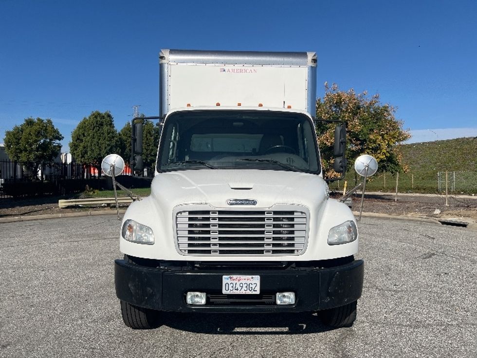 Medium Duty Box Truck-Light and Medium Duty Trucks-Freightliner-2018-M2-Torrance-CA-179,626\n\t\tmiles-$ 30,250 - Image 2