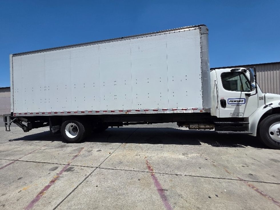 Medium Duty Box Truck-Light and Medium Duty Trucks-Freightliner-2018-M2-Torrance-CA-201,996\n\t\tmiles-$ 44,000 - Image 15