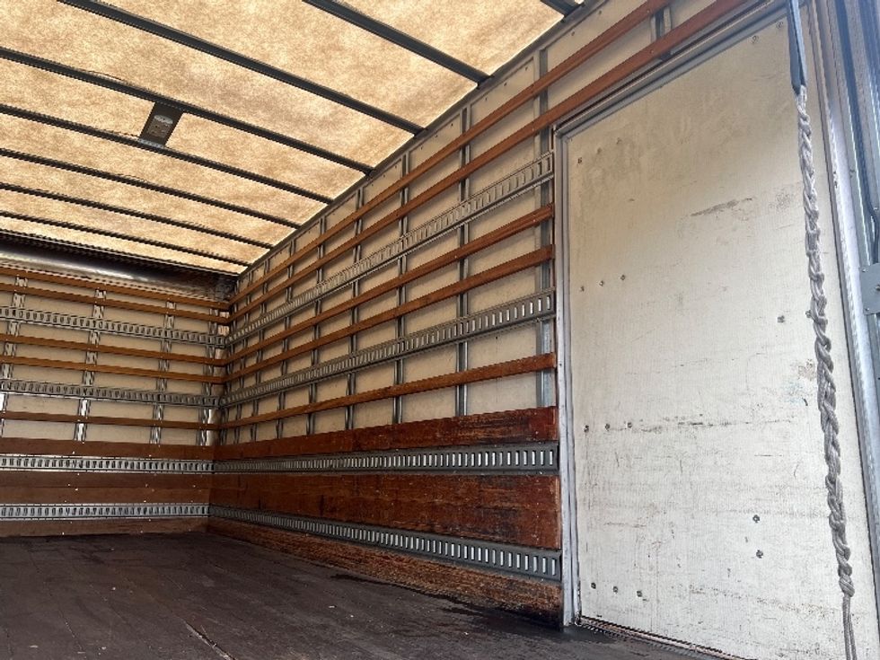 Medium Duty Box Truck-Light and Medium Duty Trucks-Freightliner-2018-M2-Torrance-CA-203,915\n\t\tmiles-$ 27,250 - Image 12