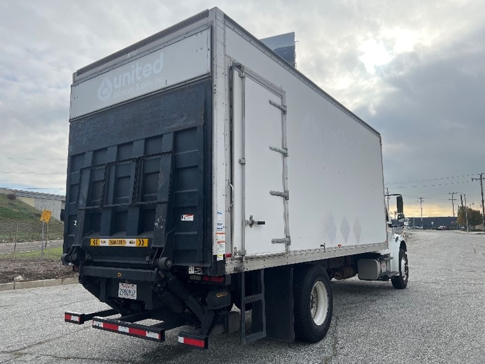 Medium Duty Box Truck-Light and Medium Duty Trucks-Freightliner-2018-M2-Torrance-CA-203,915\n\t\tmiles-$ 27,250 - Image 13
