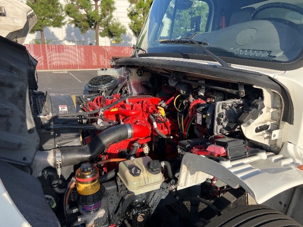 Medium Duty Box Truck-Light and Medium Duty Trucks-Freightliner-2018-M2-Torrance-CA-270,934\n\t\tmiles-$ 27,250 - Image 24