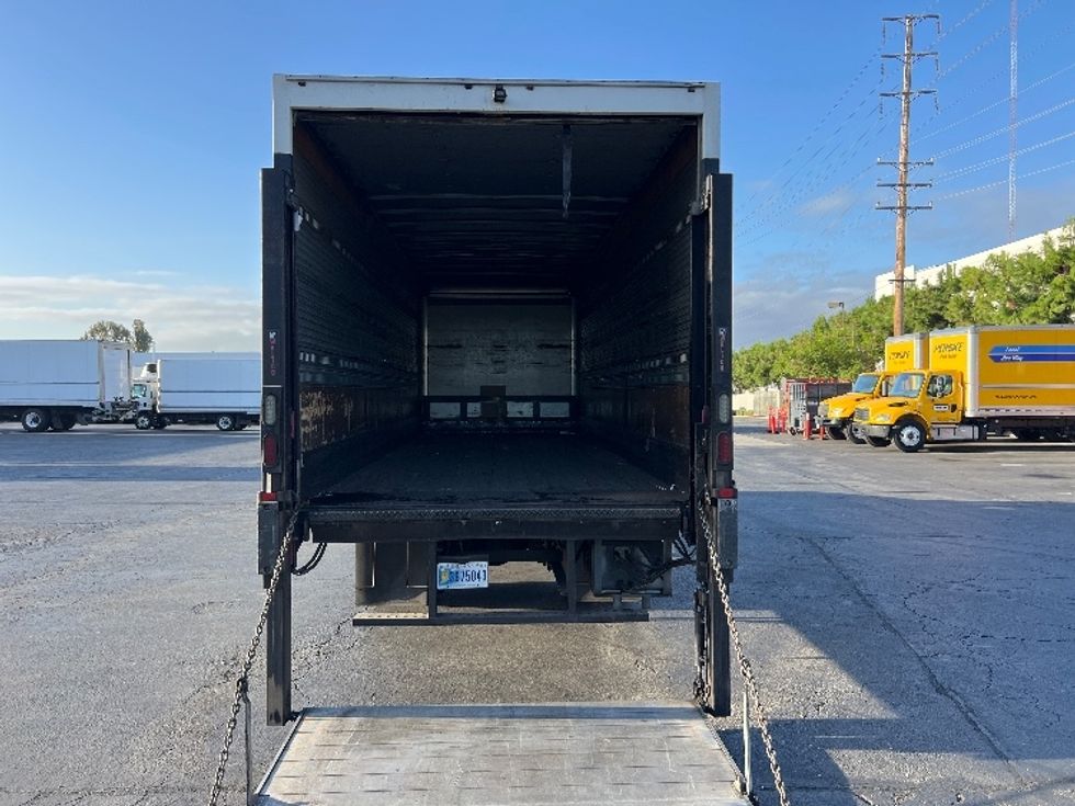 Medium Duty Box Truck-Light and Medium Duty Trucks-Freightliner-2018-M2-Torrance-CA-270,934\n\t\tmiles-$ 27,250 - Image 8