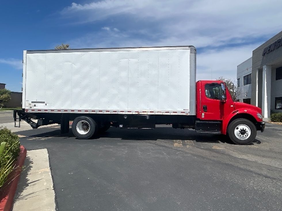 Medium Duty Box Truck-Light and Medium Duty Trucks-Freightliner-2018-M2-Torrance-CA-284,696\n\t\tmiles-$ 38,750 - Image 15