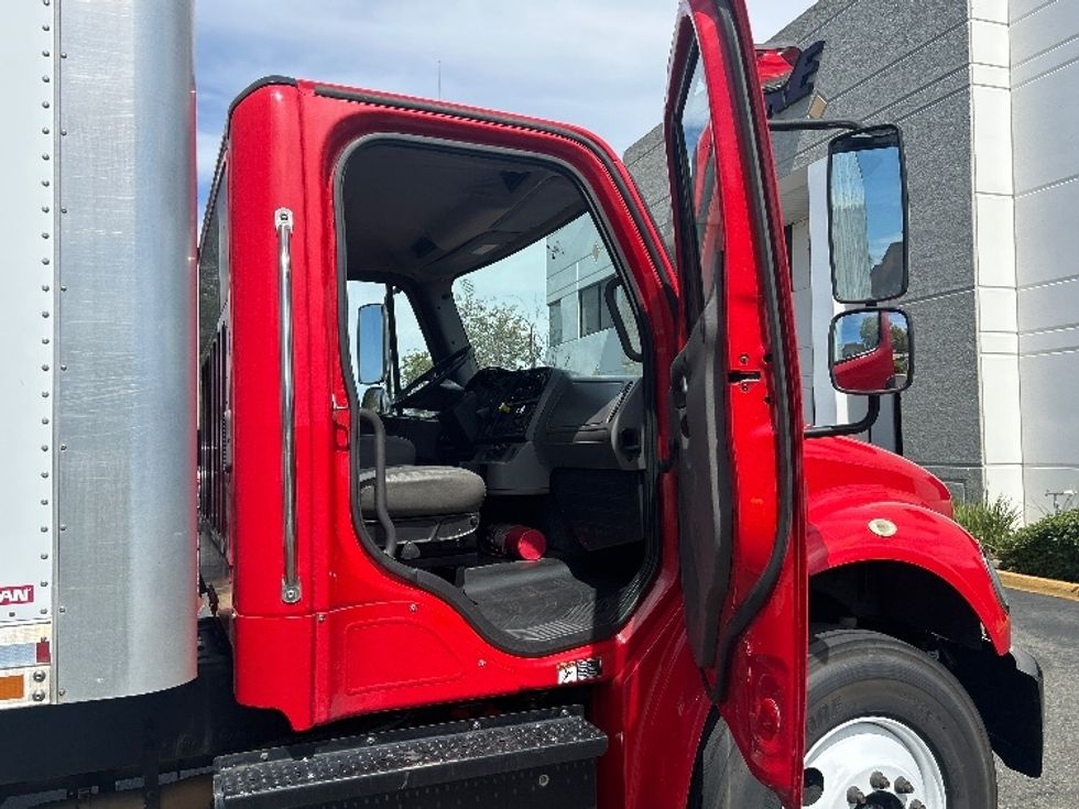 Medium Duty Box Truck-Light and Medium Duty Trucks-Freightliner-2018-M2-Torrance-CA-284,696\n\t\tmiles-$ 38,750 - Image 20