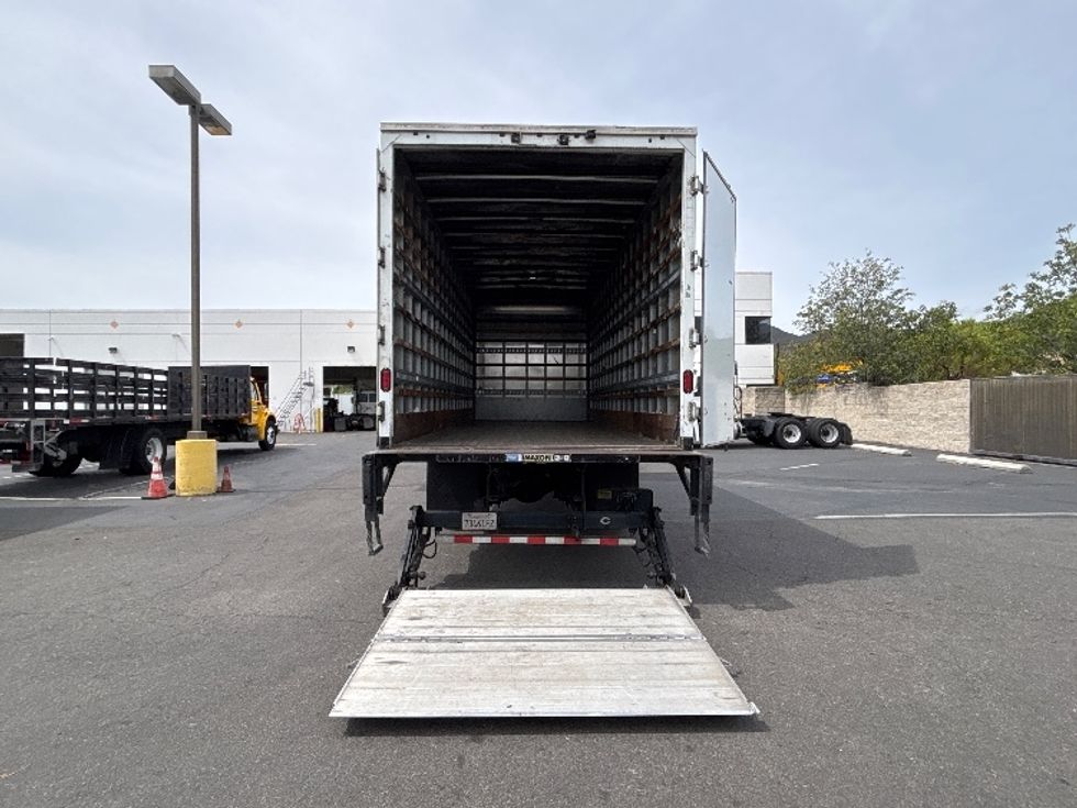 Medium Duty Box Truck-Light and Medium Duty Trucks-Freightliner-2018-M2-Torrance-CA-318,890\n\t\tmiles-$ 33,750 - Image 9