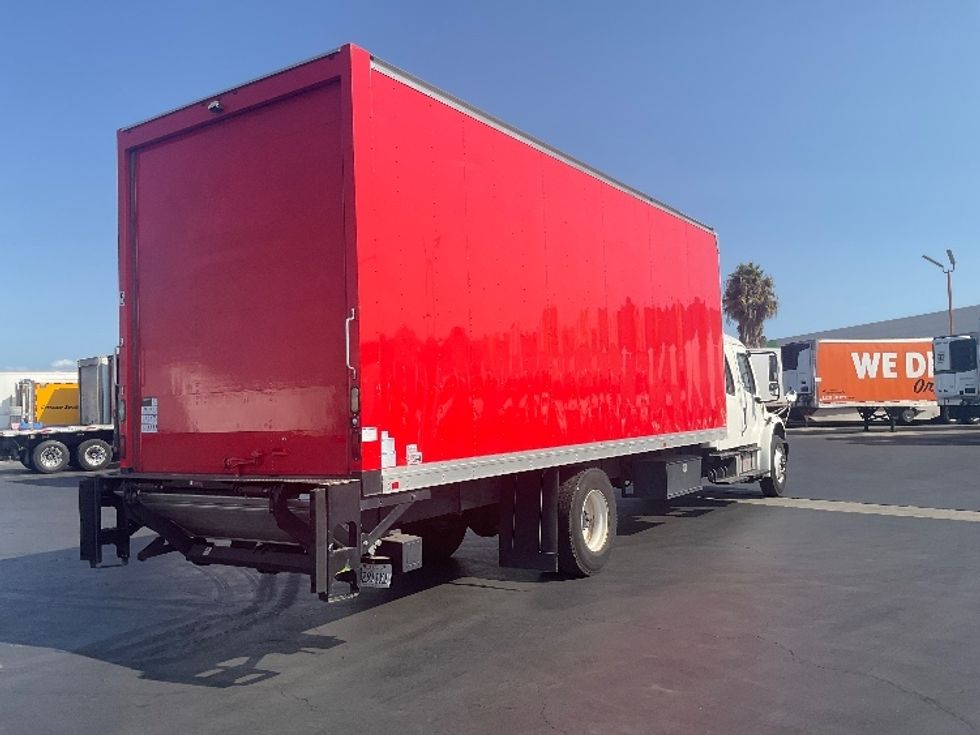 Medium Duty Box Truck-Light and Medium Duty Trucks-Freightliner-2018-M2-Torrance-CA-91,450\n\t\tmiles-$ 65,750 - Image 13