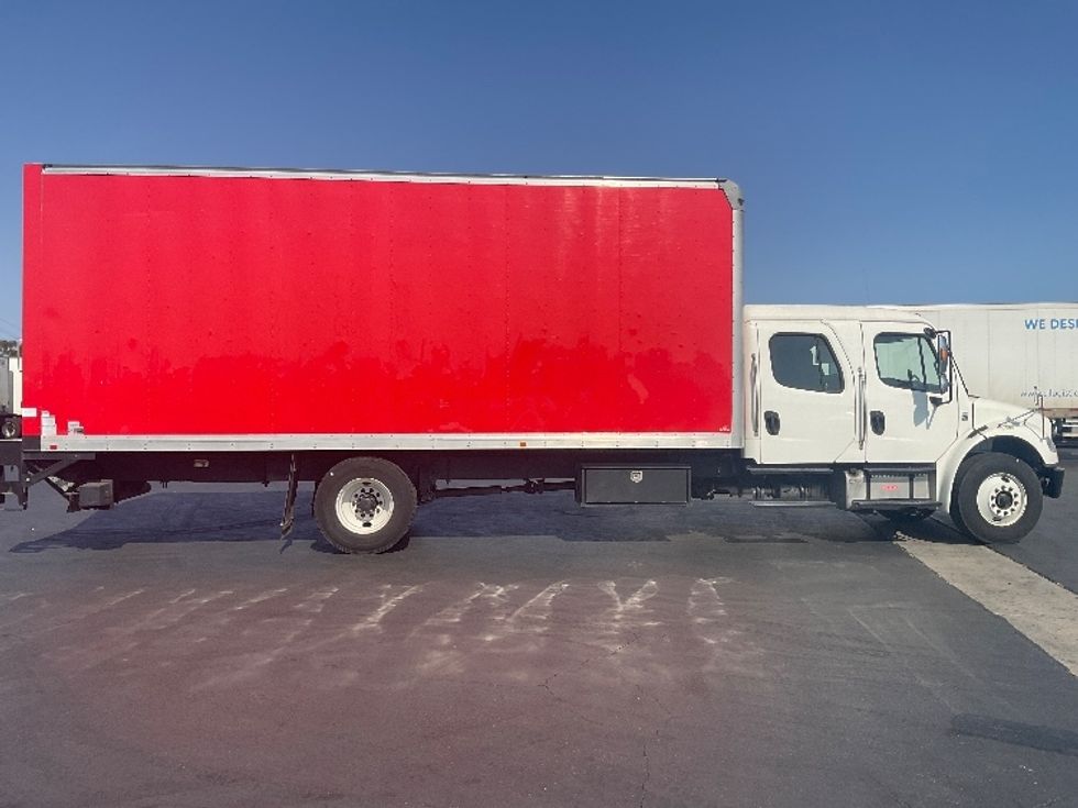 Medium Duty Box Truck-Light and Medium Duty Trucks-Freightliner-2018-M2-Torrance-CA-91,450\n\t\tmiles-$ 65,750 - Image 15