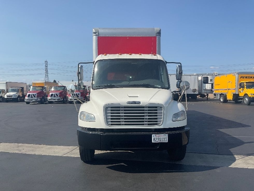 Medium Duty Box Truck-Light and Medium Duty Trucks-Freightliner-2018-M2-Torrance-CA-91,450\n\t\tmiles-$ 65,750 - Image 2
