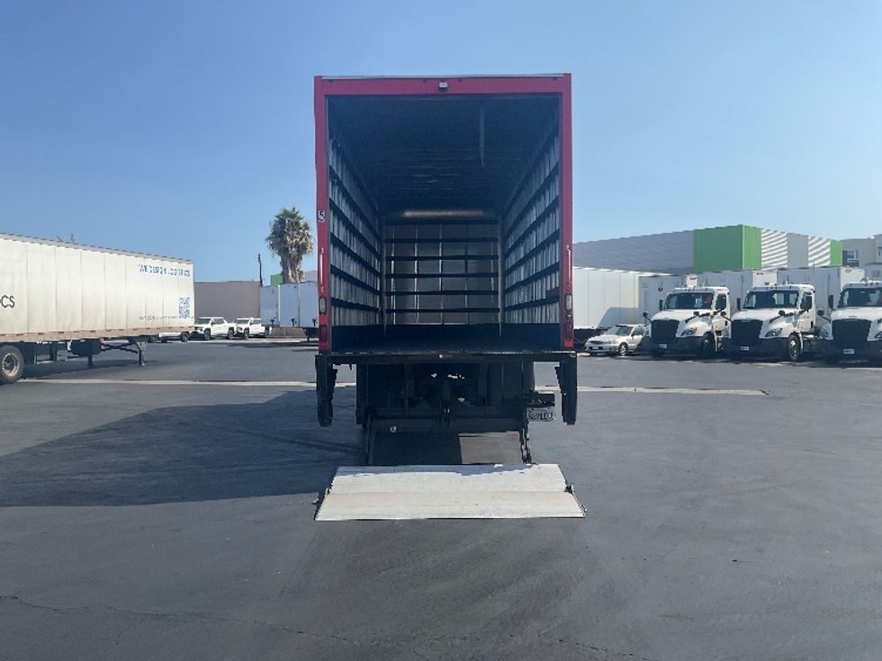 Medium Duty Box Truck-Light and Medium Duty Trucks-Freightliner-2018-M2-Torrance-CA-91,450\n\t\tmiles-$ 65,750 - Image 9
