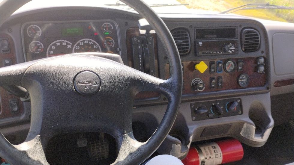 Medium Duty Box Truck-Light and Medium Duty Trucks-Freightliner-2018-M2-Tuscumbia-AL-147,991\n\t\tmiles-$ 46,500 - Image 16