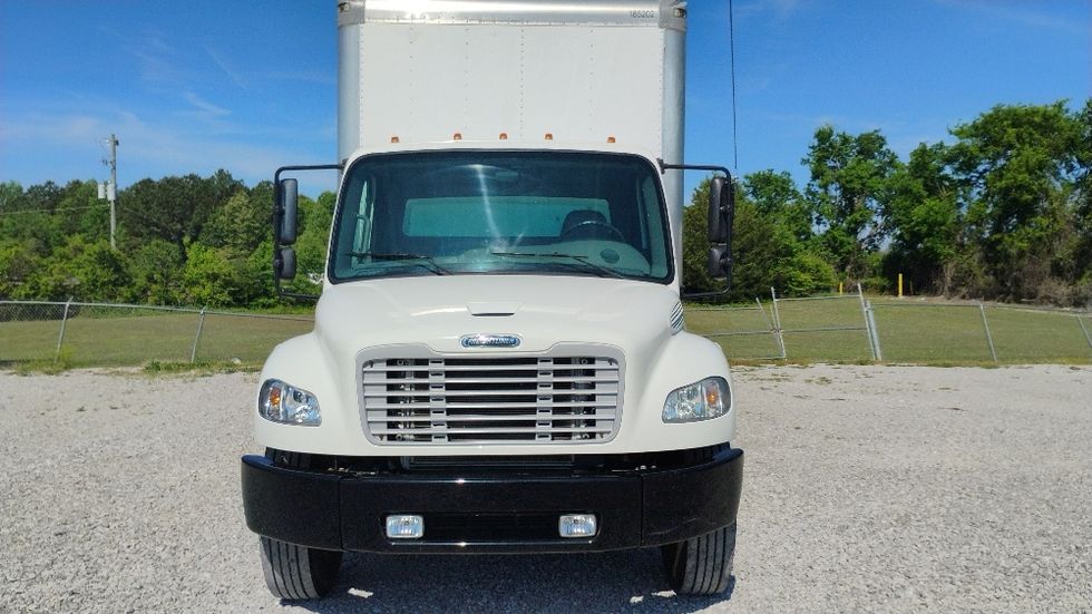 Medium Duty Box Truck-Light and Medium Duty Trucks-Freightliner-2018-M2-Tuscumbia-AL-147,991\n\t\tmiles-$ 46,500 - Image 2