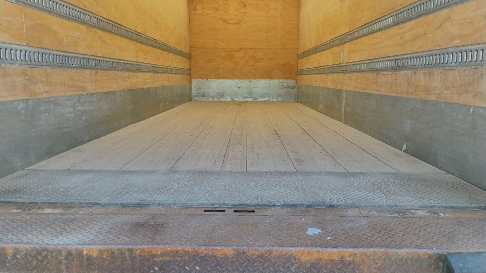 Medium Duty Box Truck-Light and Medium Duty Trucks-Freightliner-2018-M2-Tuscumbia-AL-147,991\n\t\tmiles-$ 46,500 - Image 8