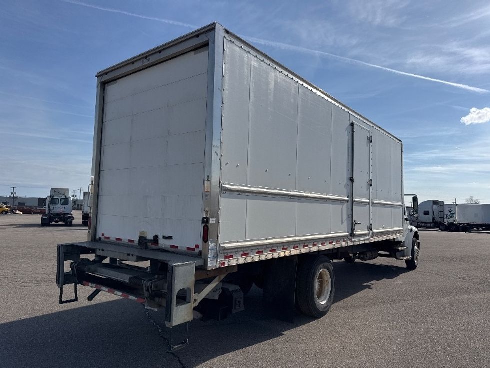 Medium Duty Box Truck-Light and Medium Duty Trucks-Freightliner-2018-M2-Warren-MI-145,262\n\t\tmiles-$ 52,000 - Image 12
