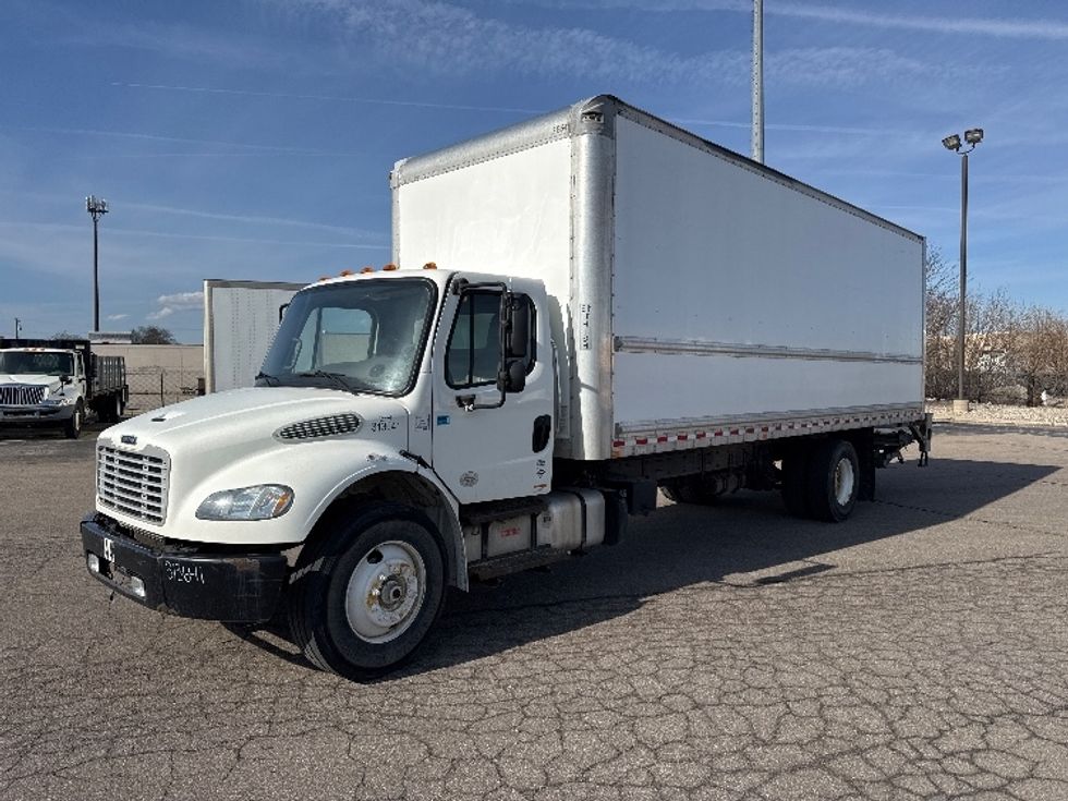 Medium Duty Box Truck-Light and Medium Duty Trucks-Freightliner-2018-M2-Warren-MI-145,262\n\t\tmiles-$ 52,000 - Image 2