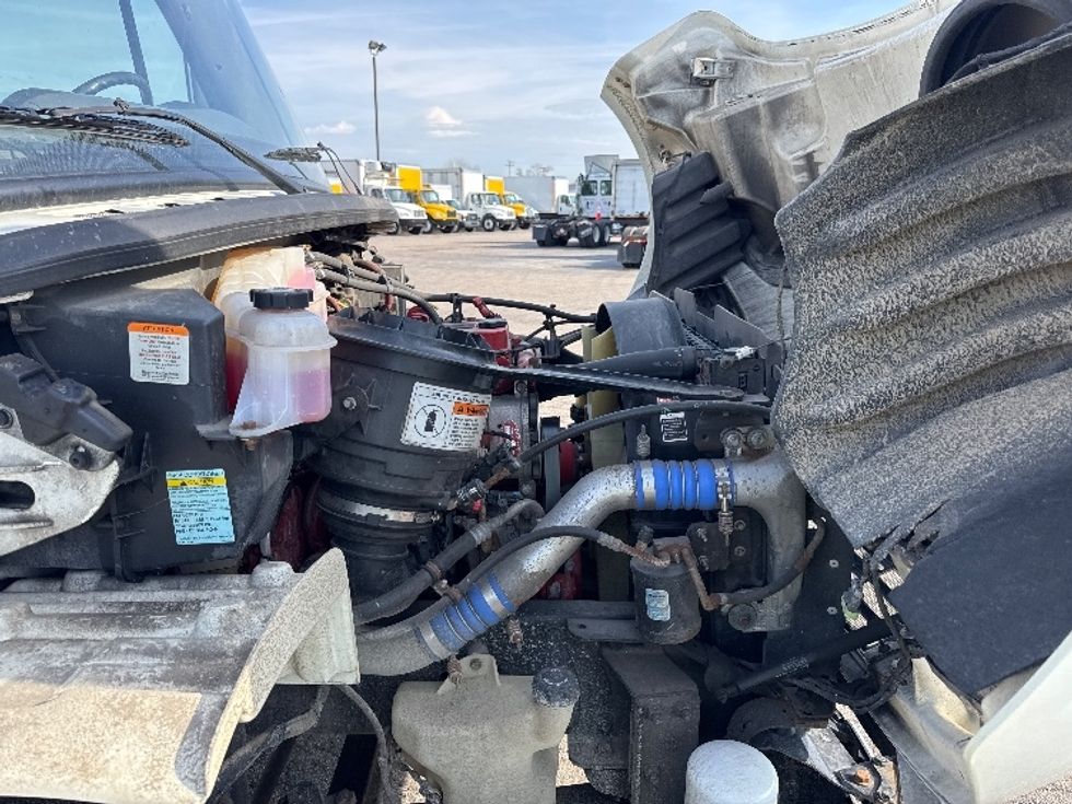 Medium Duty Box Truck-Light and Medium Duty Trucks-Freightliner-2018-M2-Warren-MI-145,262\n\t\tmiles-$ 52,000 - Image 22