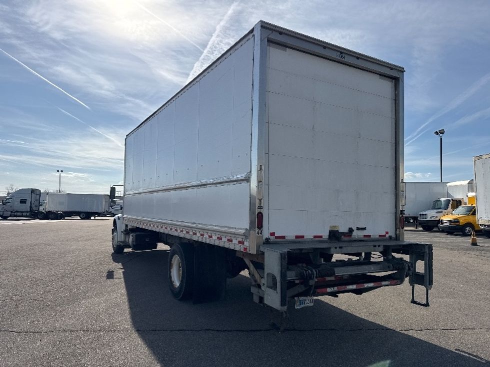 Medium Duty Box Truck-Light and Medium Duty Trucks-Freightliner-2018-M2-Warren-MI-145,262\n\t\tmiles-$ 52,000 - Image 5
