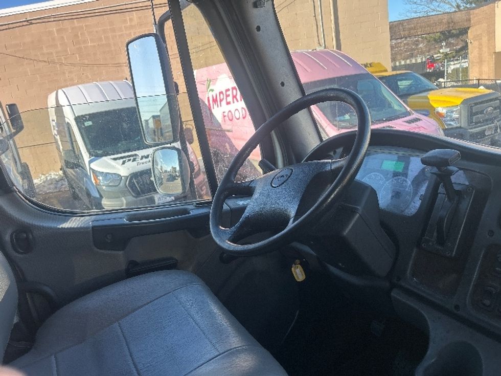 Medium Duty Box Truck-Light and Medium Duty Trucks-Freightliner-2018-M2-West Babylon-NY-174,061\n\t\tmiles-$ 43,750 - Image 22