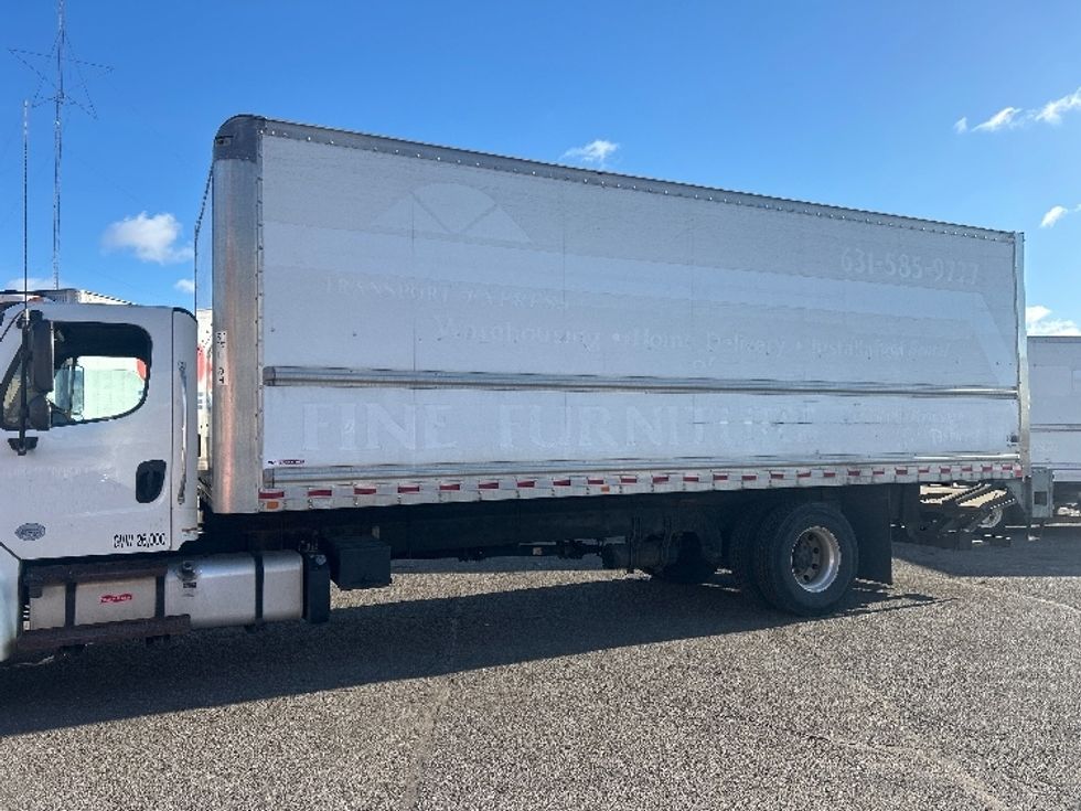 Medium Duty Box Truck-Light and Medium Duty Trucks-Freightliner-2018-M2-West Babylon-NY-174,061\n\t\tmiles-$ 43,750 - Image 4