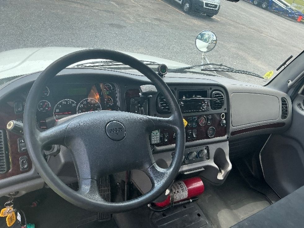 Medium Duty Box Truck-Light and Medium Duty Trucks-Freightliner-2018-M2-West Columbia-SC-246,207\n\t\tmiles-$ 39,500 - Image 18