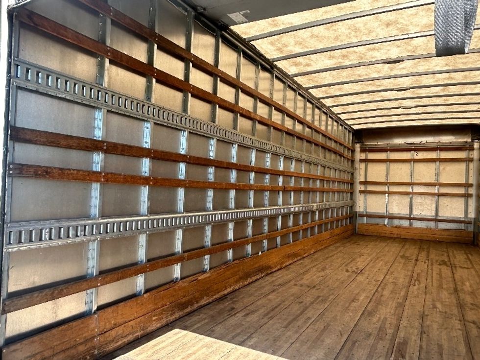 Medium Duty Box Truck-Light and Medium Duty Trucks-Freightliner-2018-M2-West Columbia-SC-315,667\n\t\tmiles-$ 31,000 - Image 11