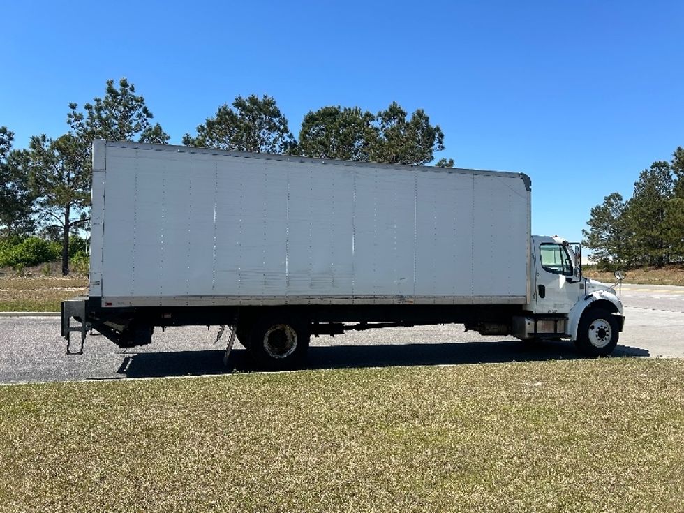 Medium Duty Box Truck-Light and Medium Duty Trucks-Freightliner-2018-M2-West Columbia-SC-315,667\n\t\tmiles-$ 31,000 - Image 15