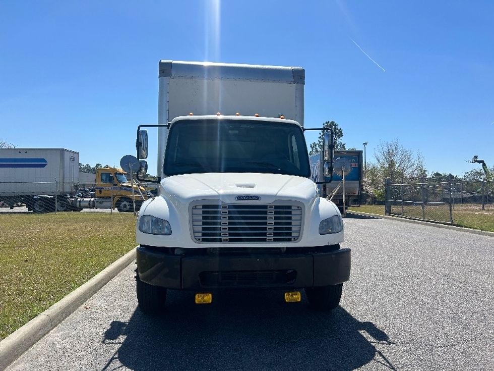 Medium Duty Box Truck-Light and Medium Duty Trucks-Freightliner-2018-M2-West Columbia-SC-315,667\n\t\tmiles-$ 31,000 - Image 2