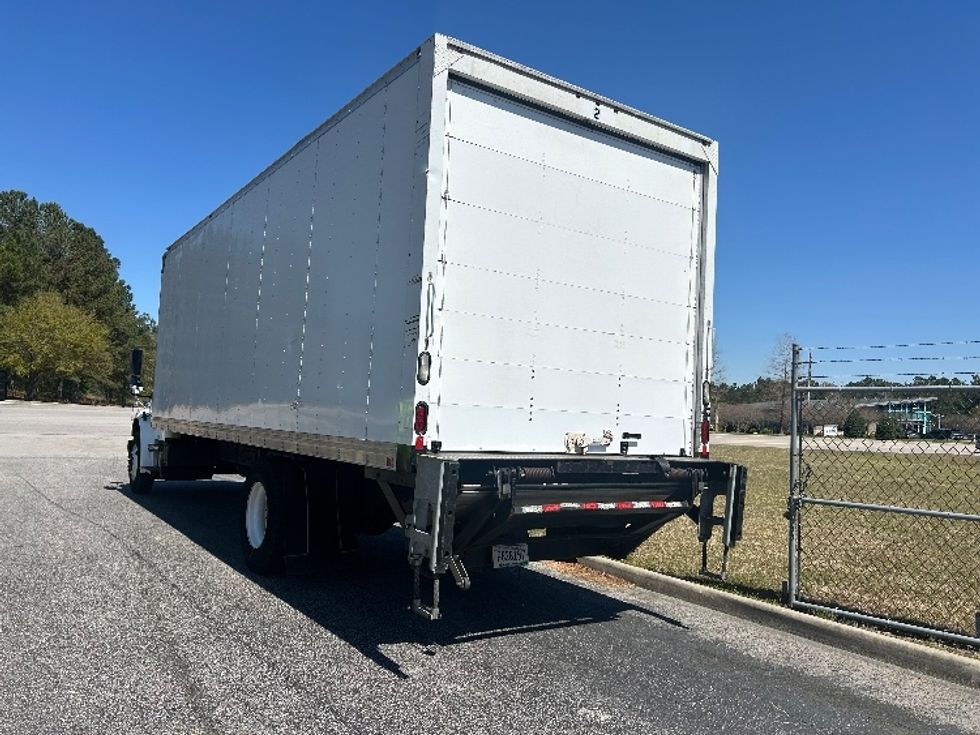 Medium Duty Box Truck-Light and Medium Duty Trucks-Freightliner-2018-M2-West Columbia-SC-315,667\n\t\tmiles-$ 31,000 - Image 6