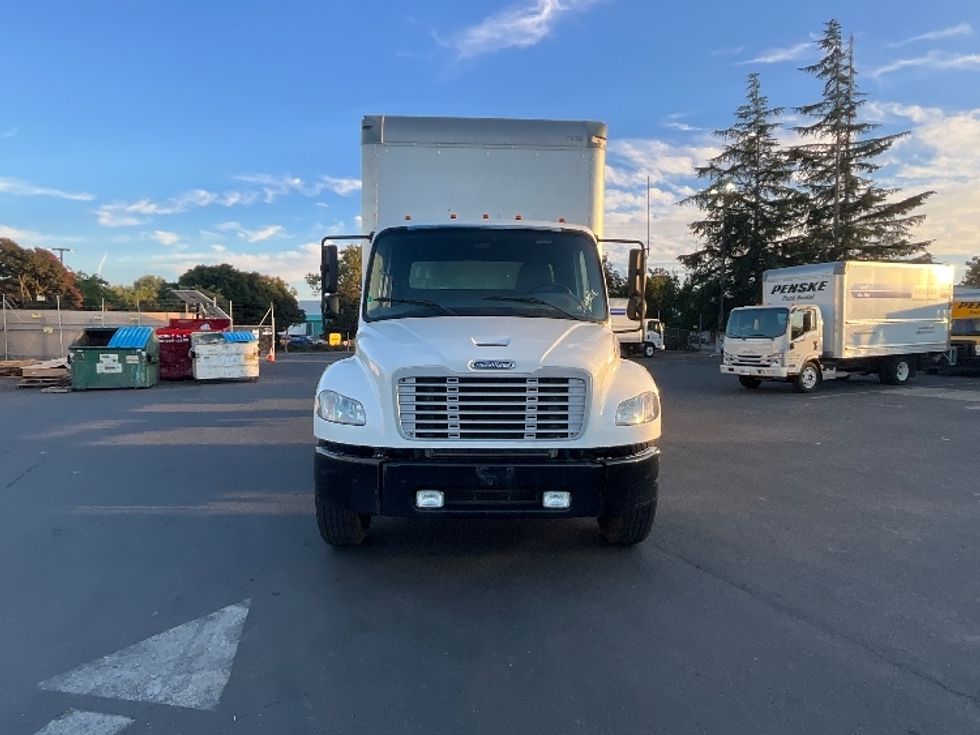 Medium Duty Box Truck-Light and Medium Duty Trucks-Freightliner-2018-M2-West Sacramento-CA-152,758\n\t\tmiles-$ 49,500 - Image 2