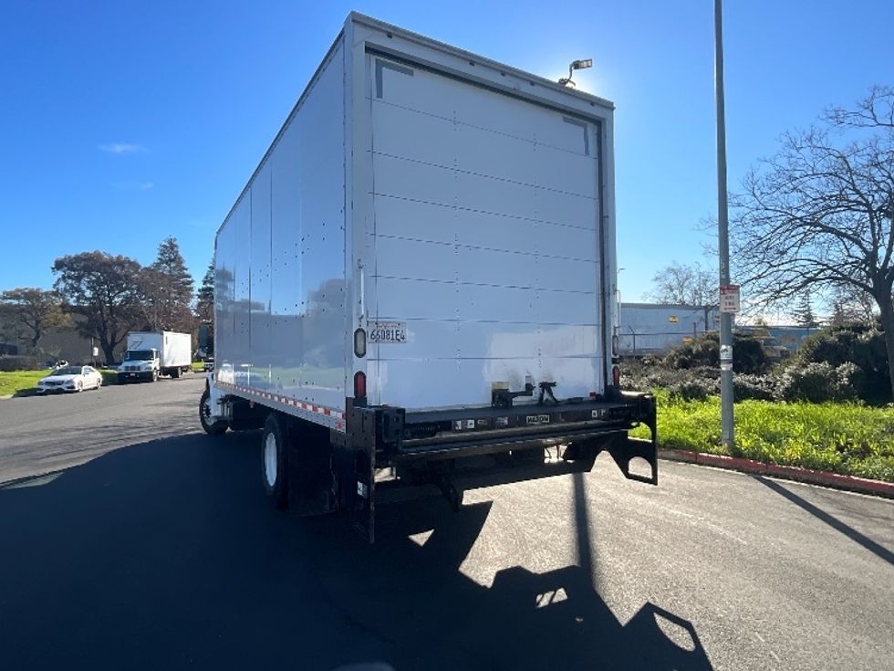 Medium Duty Box Truck-Light and Medium Duty Trucks-Freightliner-2018-M2-West Sacramento-CA-225,430\n\t\tmiles-$ 44,000 - Image 6