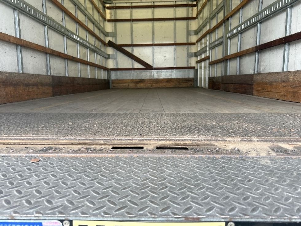 Medium Duty Box Truck-Light and Medium Duty Trucks-Freightliner-2018-M2-West Sacramento-CA-233,769\n\t\tmiles-$ 31,500 - Image 10