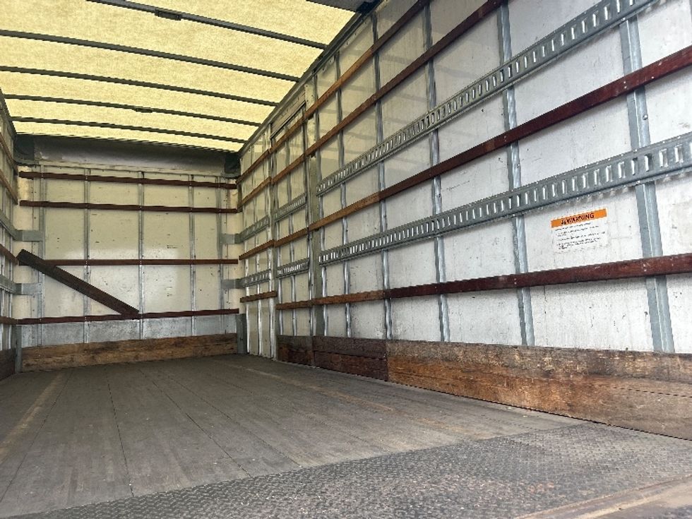 Medium Duty Box Truck-Light and Medium Duty Trucks-Freightliner-2018-M2-West Sacramento-CA-233,769\n\t\tmiles-$ 31,500 - Image 12