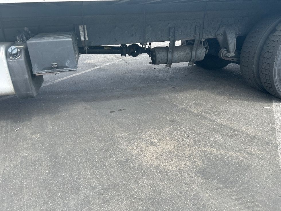 Medium Duty Box Truck-Light and Medium Duty Trucks-Freightliner-2018-M2-West Sacramento-CA-233,769\n\t\tmiles-$ 31,500 - Image 5