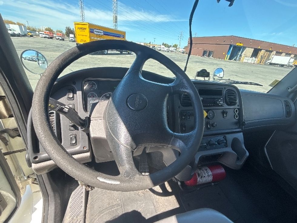 Medium Duty Box Truck-Light and Medium Duty Trucks-Freightliner-2018-M2-West Sacramento-CA-261,278\n\t\tmiles-$ 28,500 - Image 17
