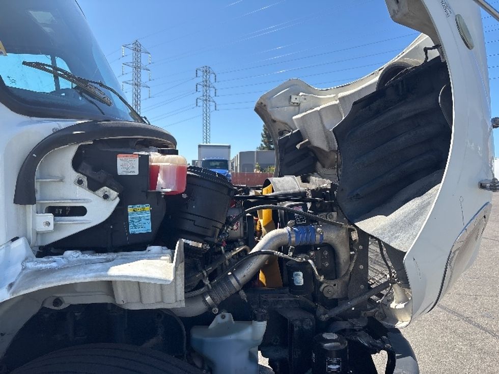 Medium Duty Box Truck-Light and Medium Duty Trucks-Freightliner-2018-M2-West Sacramento-CA-261,278\n\t\tmiles-$ 28,500 - Image 23