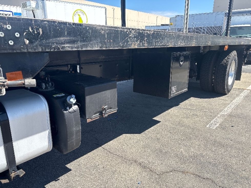 Medium Duty Box Truck-Light and Medium Duty Trucks-Freightliner-2018-M2-West Sacramento-CA-261,278\n\t\tmiles-$ 28,500 - Image 5