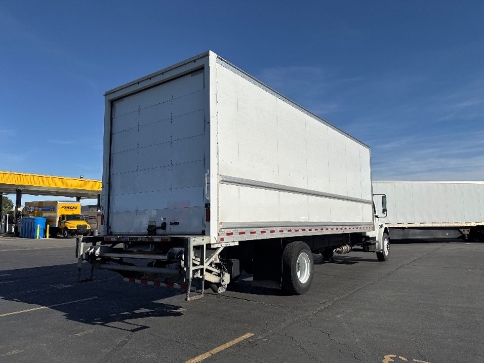 Medium Duty Box Truck-Light and Medium Duty Trucks-Freightliner-2018-M2-West Valley City-UT-184,083\n\t\tmiles-$ 49,000 - Image 13