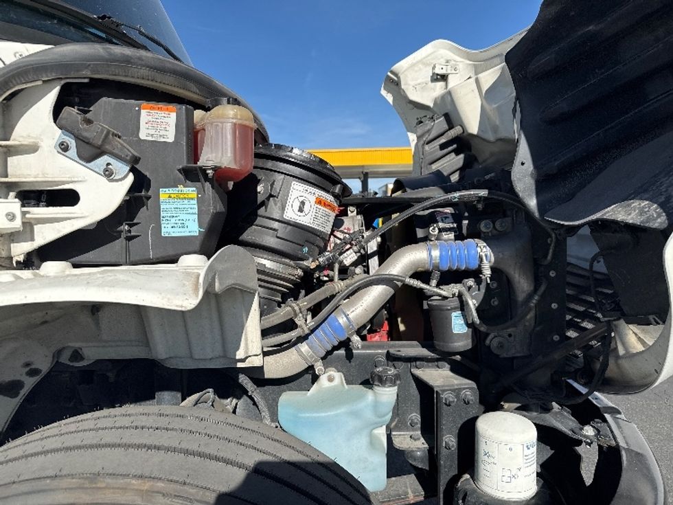 Medium Duty Box Truck-Light and Medium Duty Trucks-Freightliner-2018-M2-West Valley City-UT-184,083\n\t\tmiles-$ 49,000 - Image 23