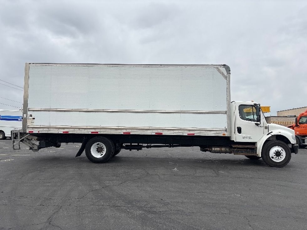 Medium Duty Box Truck-Light and Medium Duty Trucks-Freightliner-2018-M2-West Valley City-UT-206,358\n\t\tmiles-$ 44,500 - Image 15
