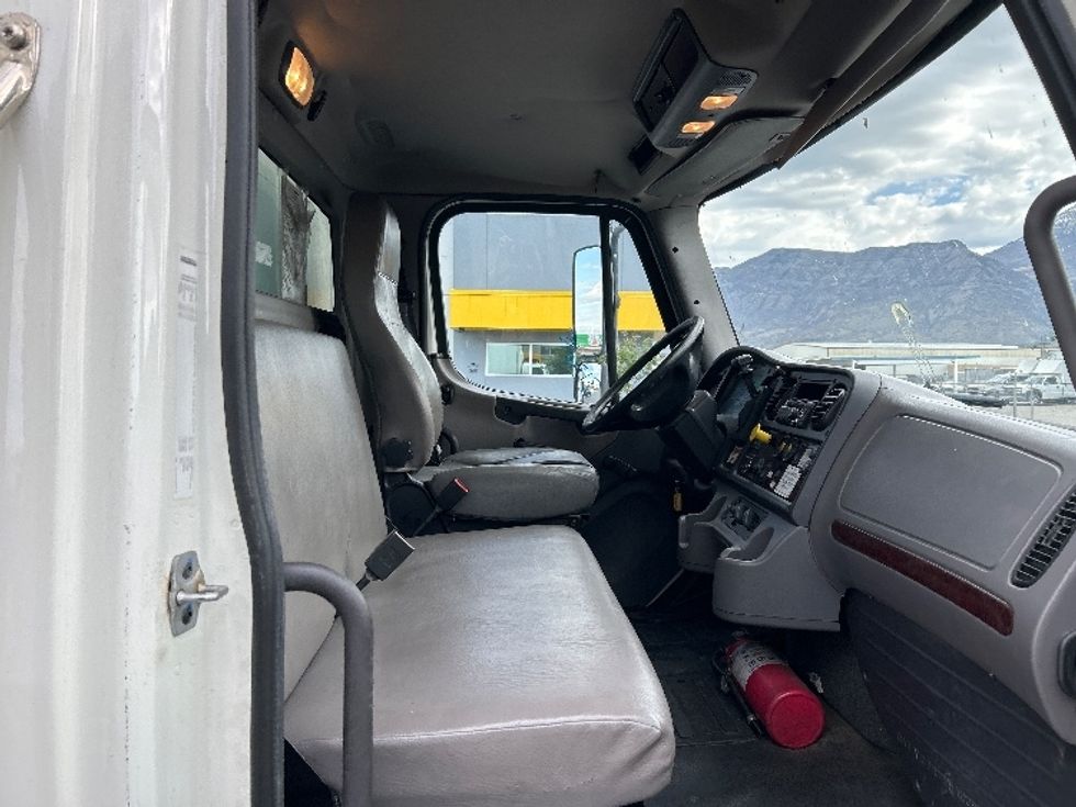 Medium Duty Box Truck-Light and Medium Duty Trucks-Freightliner-2018-M2-West Valley City-UT-243,829\n\t\tmiles-$ 40,000 - Image 22